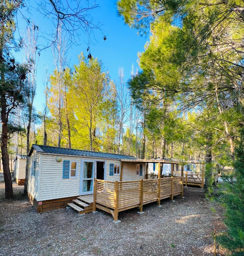 Camping La Peiriere Tuchan Exterior photo
